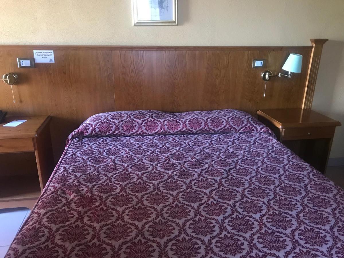 Hotel Casale Certosa Pavona Zewnętrze zdjęcie