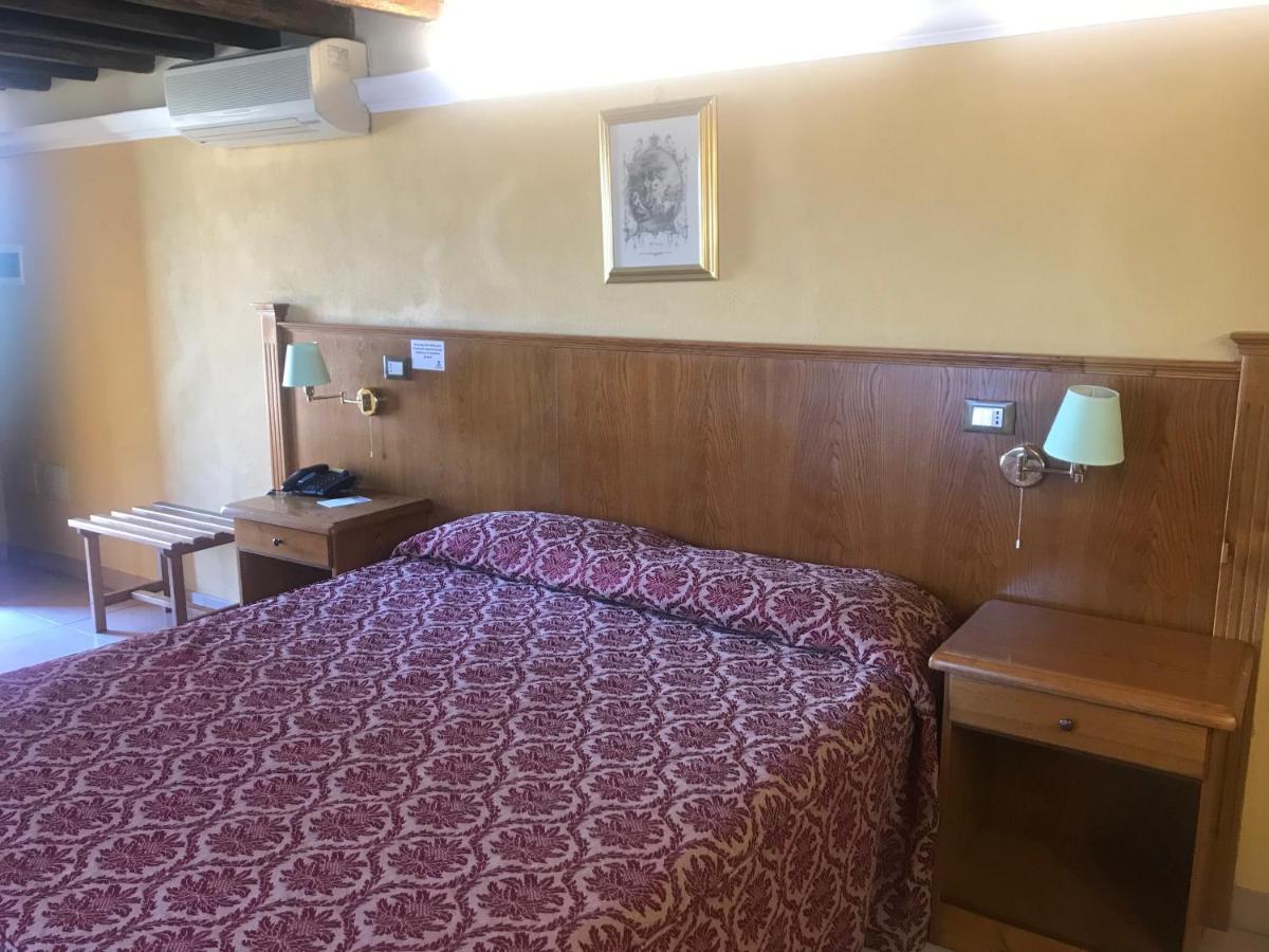 Hotel Casale Certosa Pavona Zewnętrze zdjęcie